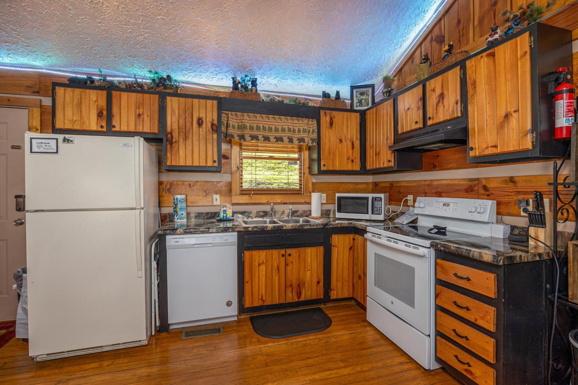Cozy Bears Cabin By Eden Crest Pigeon Forge Exterior photo
